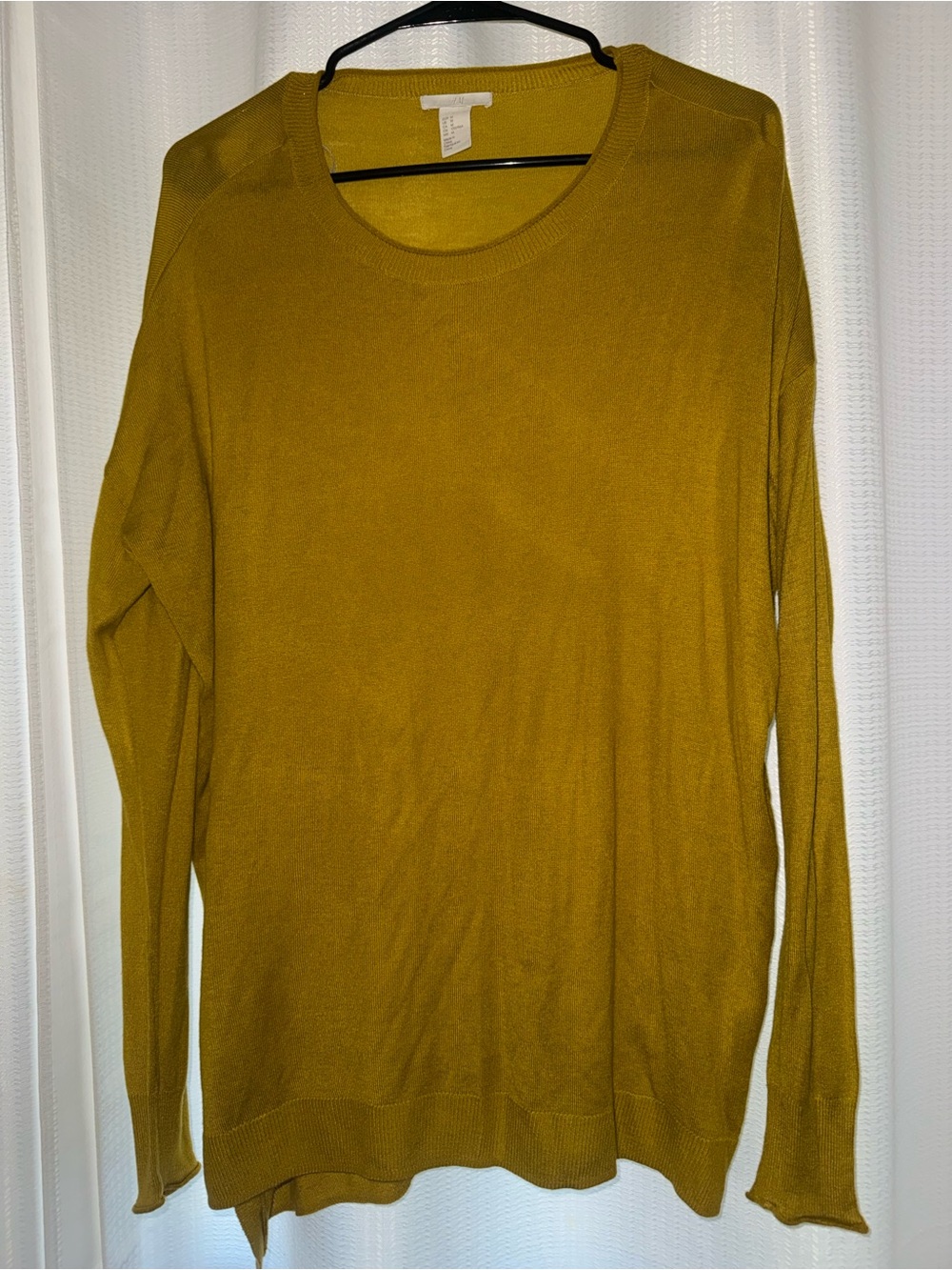 H&M Mustard Yellow Long Sleeve shirt top women’s medium